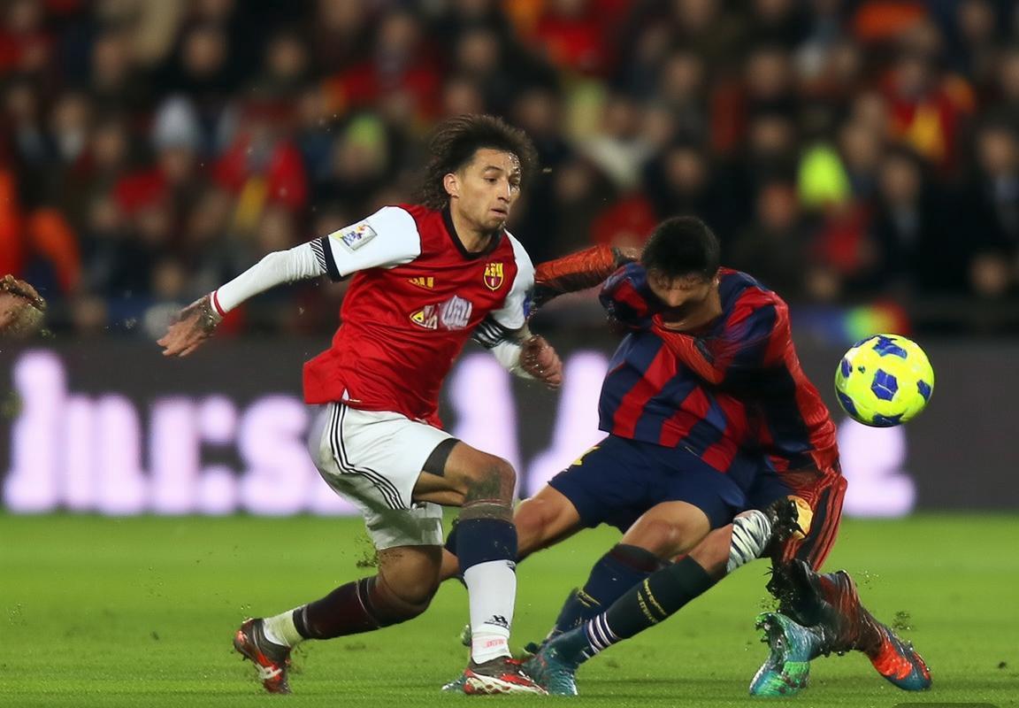 巴萨VS毕尔巴竞技：巅峰对决前瞻与战术解析(图3)